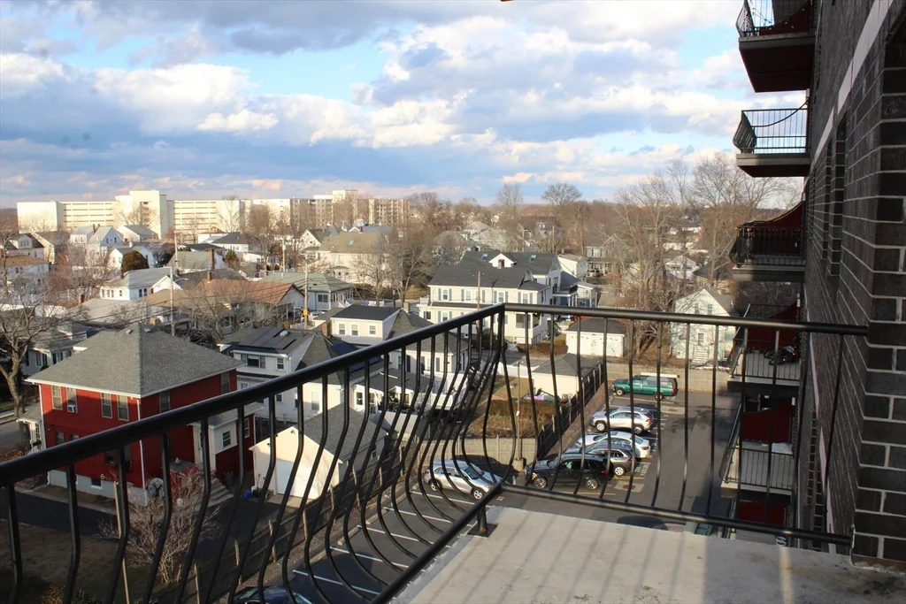 2 bed, 2 bath apartment for rent at 500 Washington St Unit 601, Quincy Point — photo 8 of 11