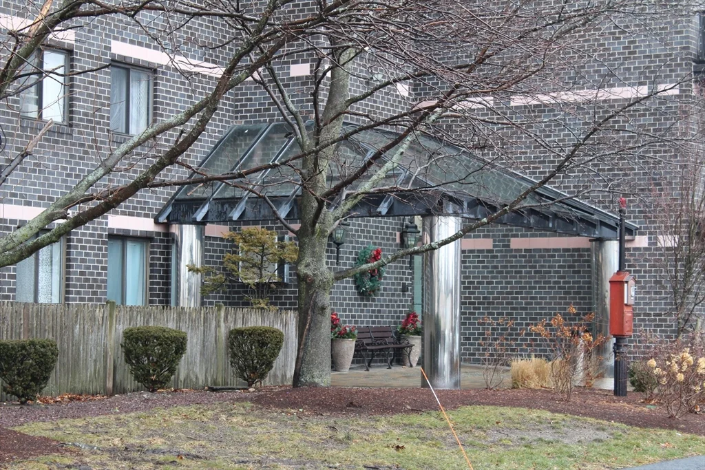 2 bed, 2 bath apartment for rent at 500 Washington St Unit 601, Quincy Point — photo 1 of 11