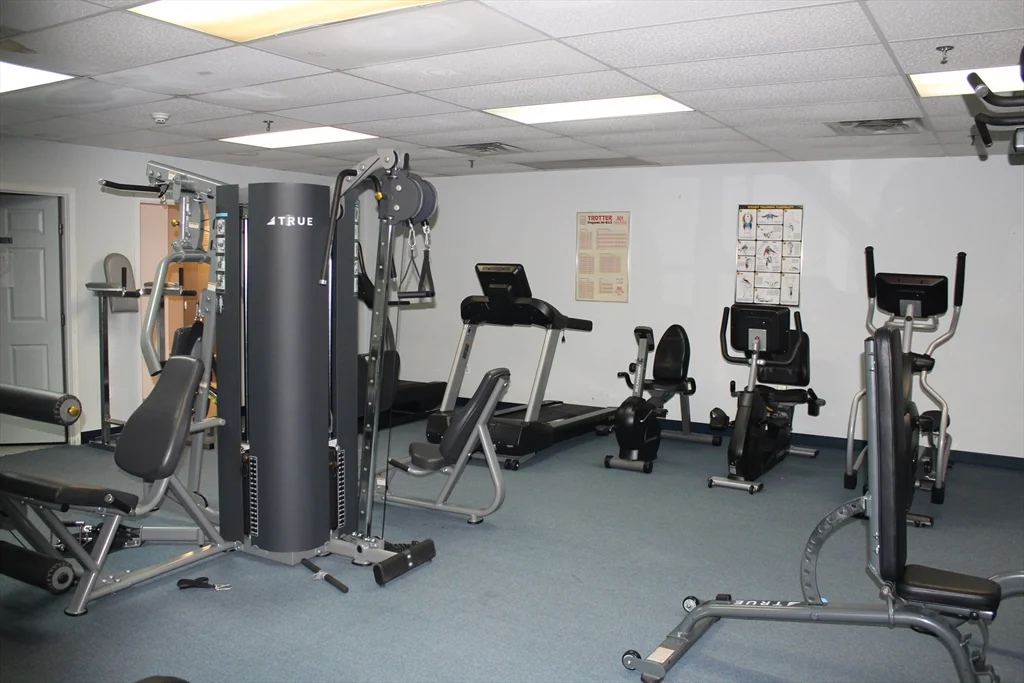 2 bed, 2 bath apartment for rent at 500 Washington St Unit 601, Quincy Point — photo 10 of 11