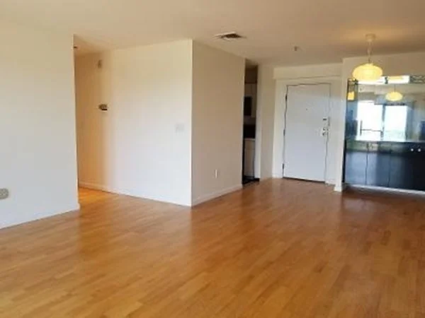 2 bed, 2 bath apartment for rent at 500 Washington St Unit 701, Quincy — photo 4 of 20
