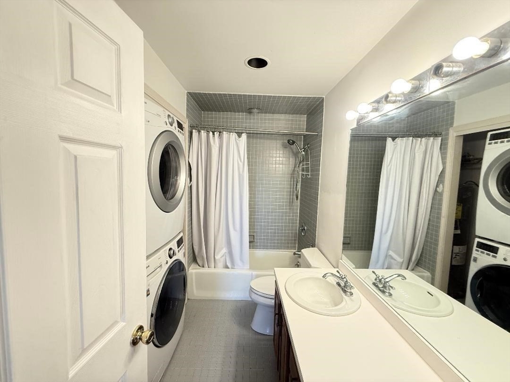 2 bed, 2 bath apartment for rent at 500 Washington St Unit 710, Quincy — photo 10 of 14