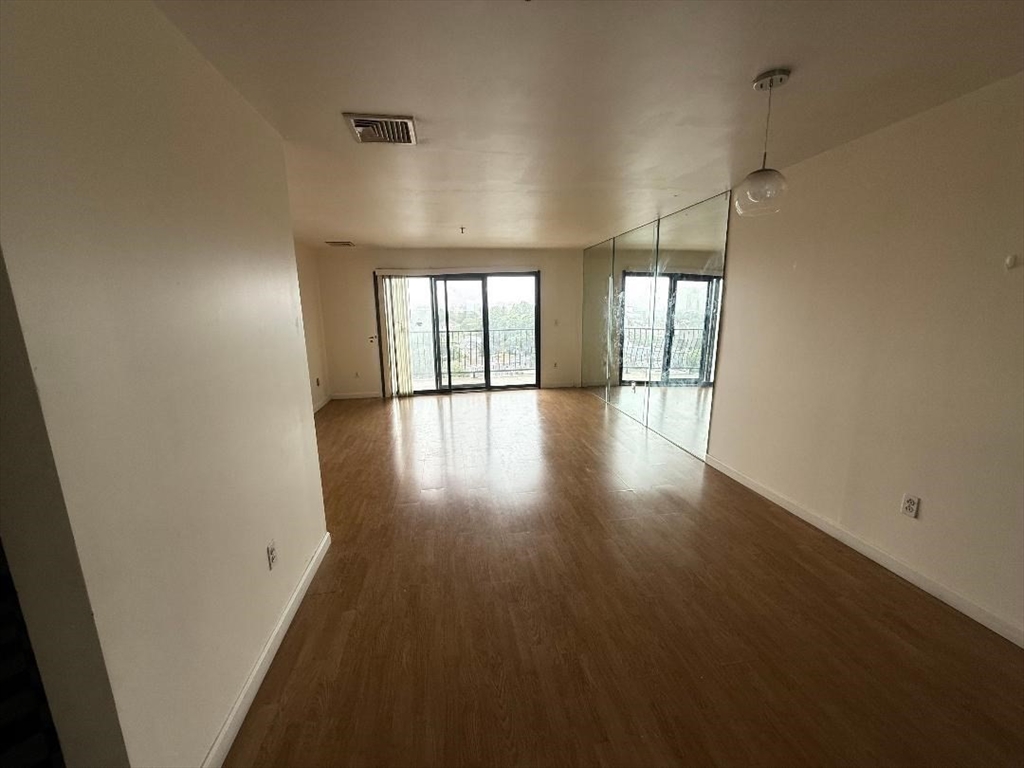 2 bed, 2 bath apartment for rent at 500 Washington St Unit 710, Quincy — photo 2 of 14
