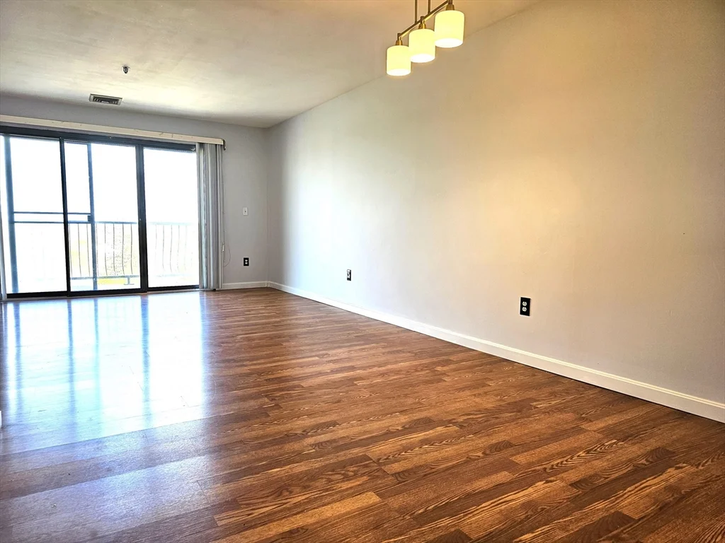 2 bed, 2 bath apartment for rent at 500 Washington St Unit 805, Quincy — photo 10 of 27