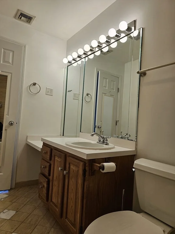 2 bed, 2 bath apartment for rent at 500 Washington St Unit 805, Quincy — photo 21 of 27