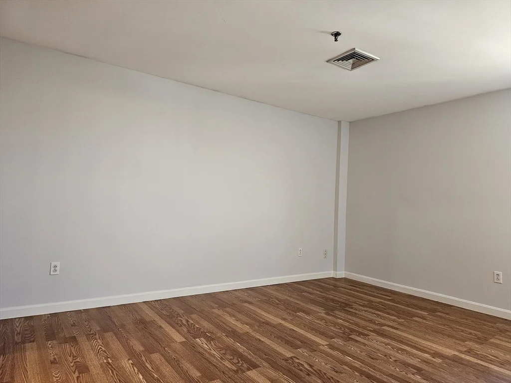 2 bed, 2 bath apartment for rent at 500 Washington St Unit 805, Quincy — photo 18 of 27