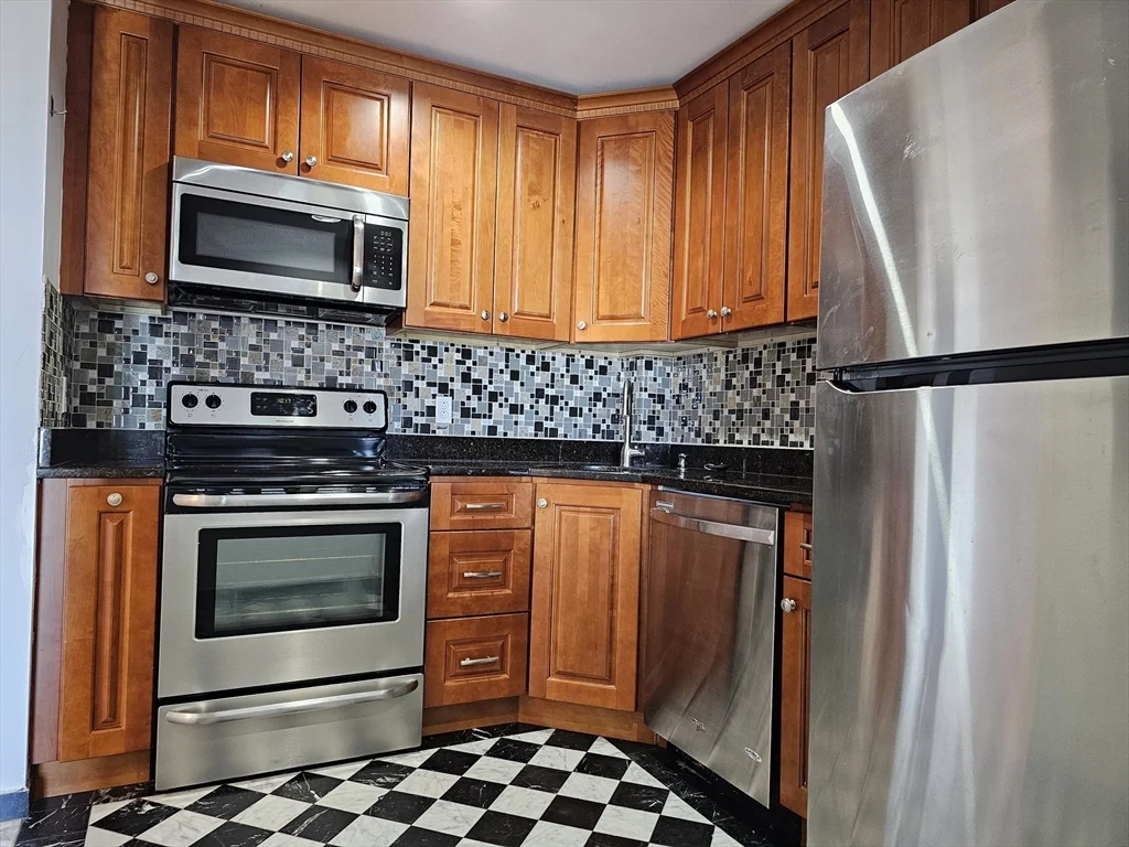 2 bed, 2 bath apartment for rent at 500 Washington St Unit 805, Quincy — photo 14 of 27