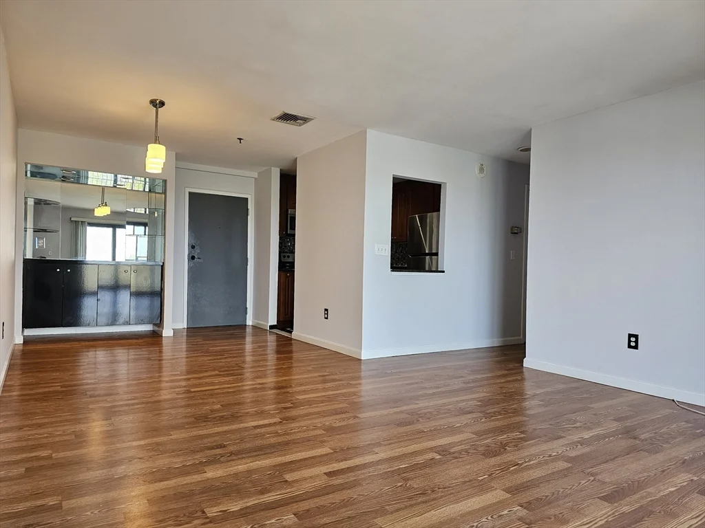 2 bed, 2 bath apartment for rent at 500 Washington St Unit 805, Quincy — photo 12 of 27
