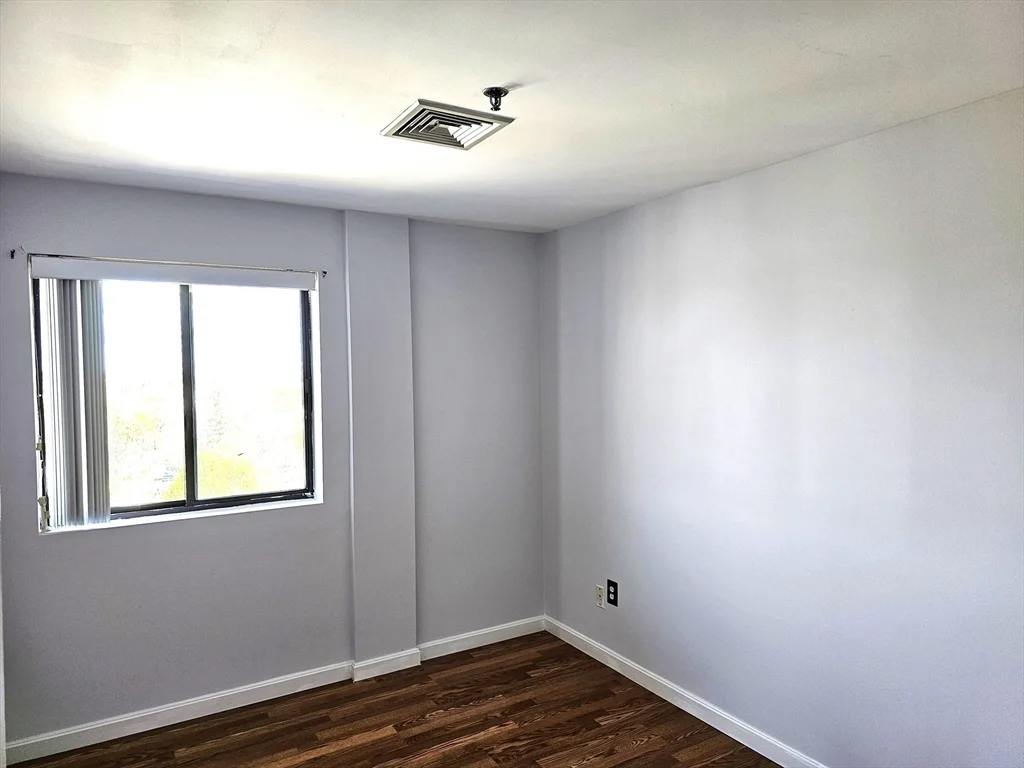 2 bed, 2 bath apartment for rent at 500 Washington St Unit 805, Quincy — photo 16 of 27