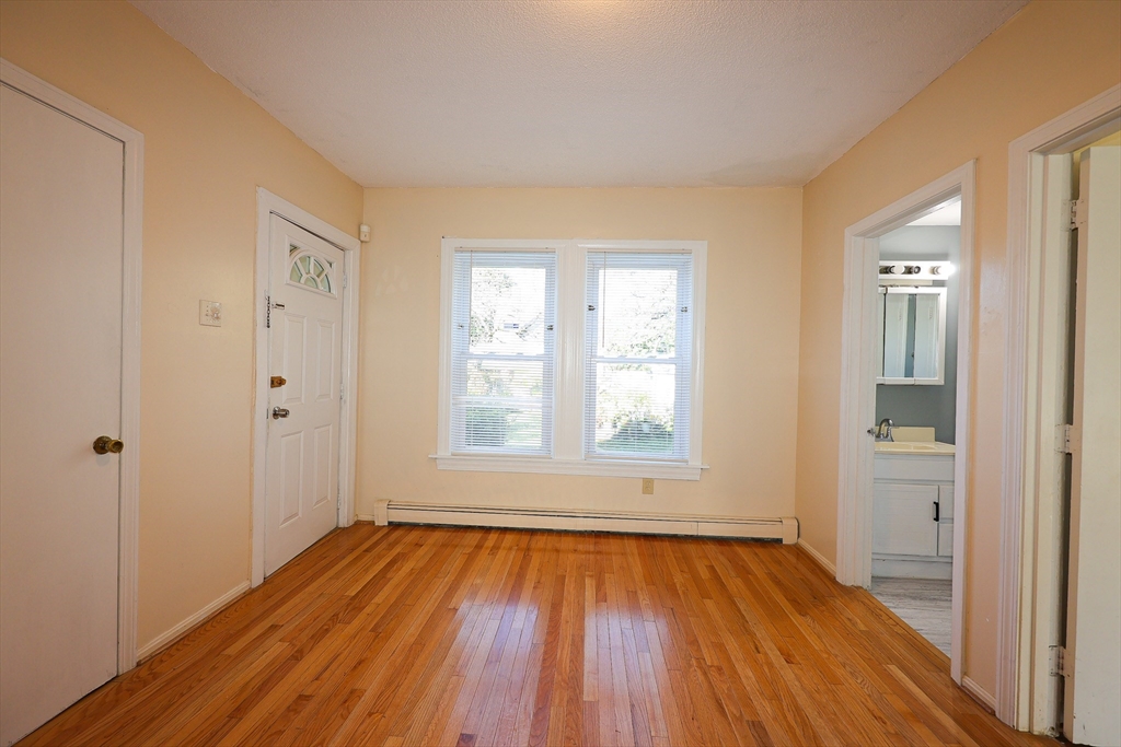 2 bed, 1 bath apartment for rent at 501 Ash St Unit 1, Brockton — photo 10 of 27