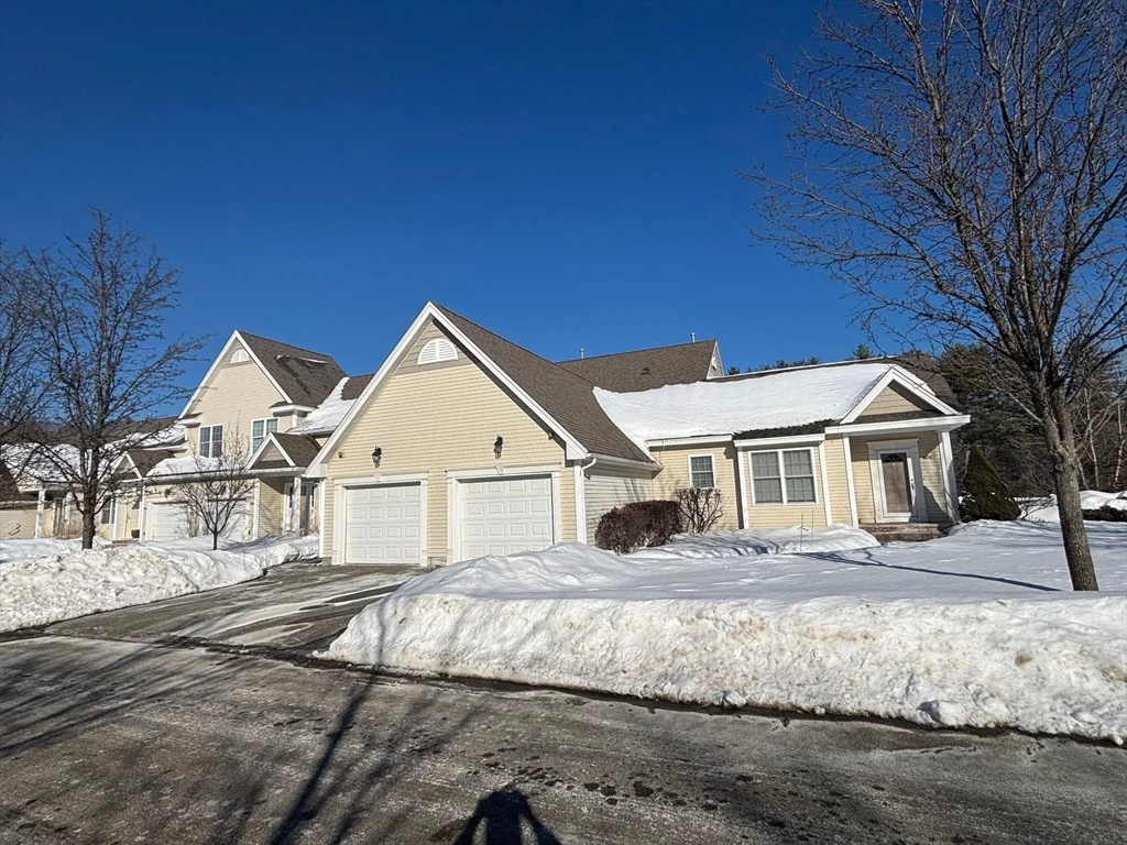 2 bed, 2 bath apartment for rent at 501 Autumn Ridge Dr Unit 501, Ayer — photo 4 of 32