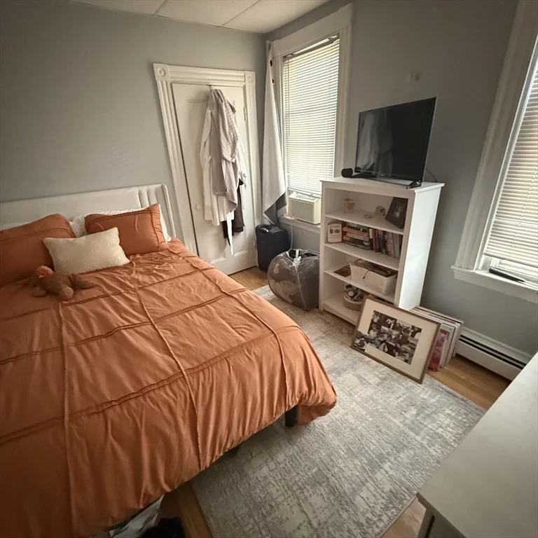 2 bed, 1 bath apartment for rent at 501 East 3rd Unit 2, South Boston — photo 4 of 7