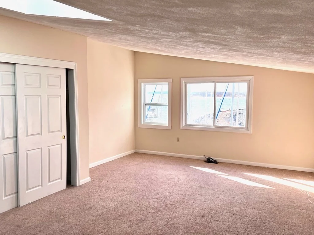 3 bed, 2 bath apartment for rent at 501 Shirley St Unit right, Winthrop — photo 8 of 12