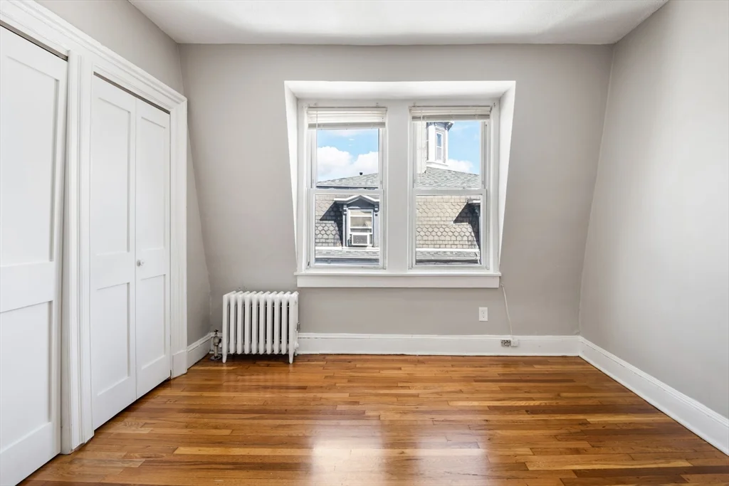 2 bed, 1 bath apartment for rent at 501 Warren Ave Unit 6, Roxbury — photo 13 of 14