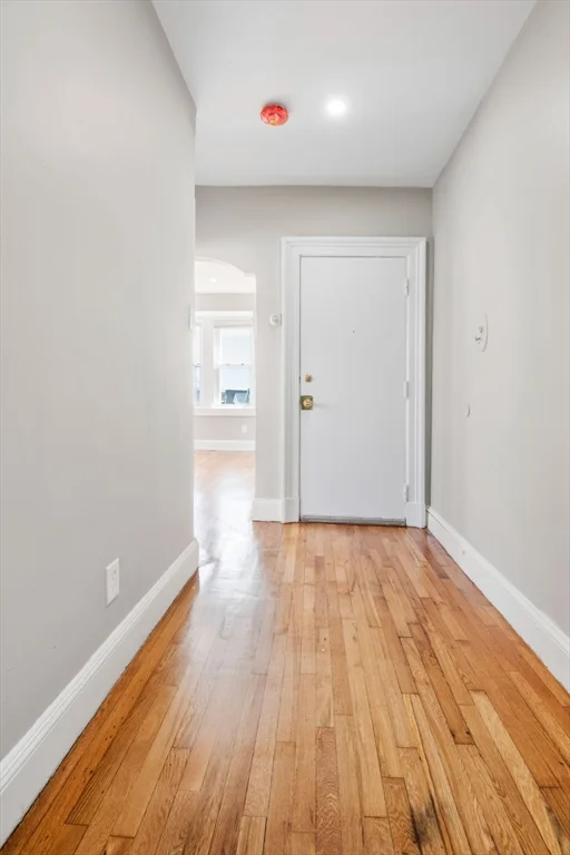 2 bed, 1 bath apartment for rent at 501 Warren Ave Unit 6, Roxbury — photo 5 of 14