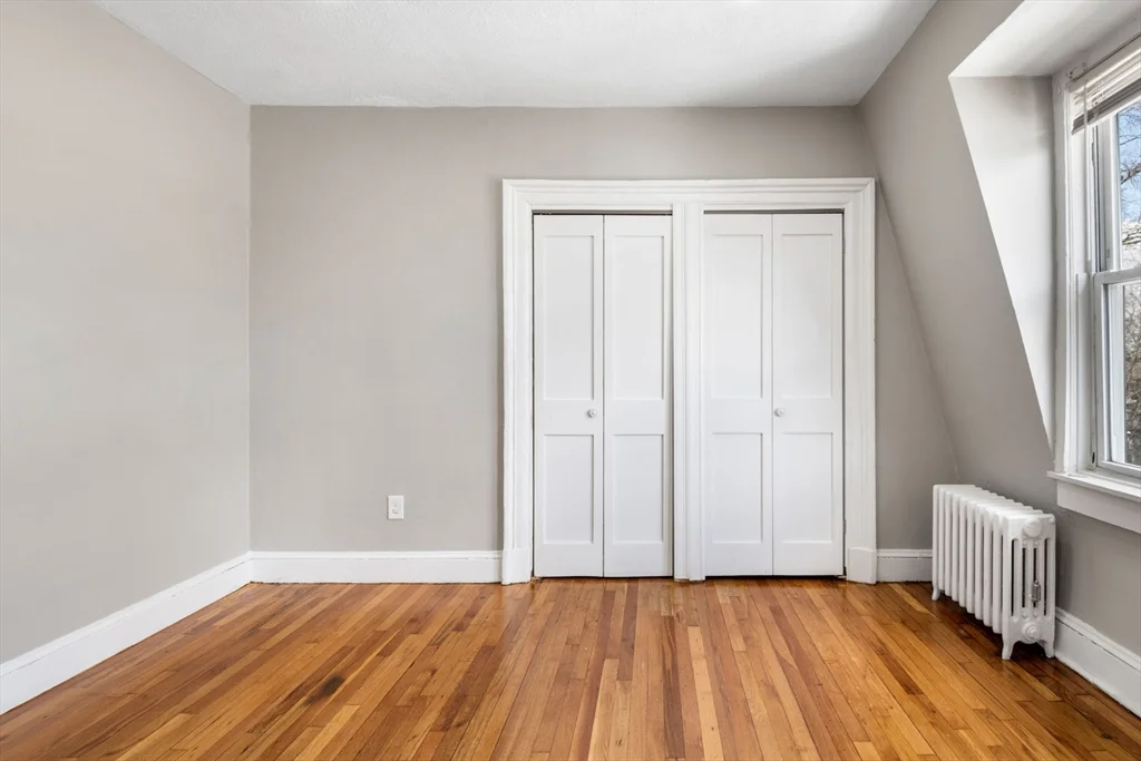 2 bed, 1 bath apartment for rent at 501 Warren Ave Unit 6, Roxbury — photo 12 of 14