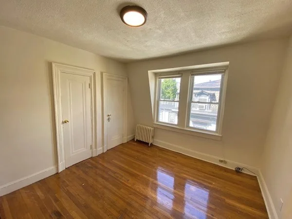 2 bed, 1 bath apartment for rent at 501 Warren St Unit 4, Dorchester — photo 11 of 12