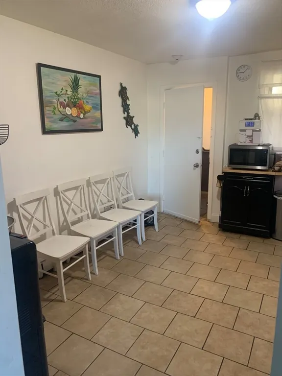 2 bed, 1 bath apartment for rent at 502 Beach St Unit 7, Revere — photo 6 of 11