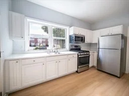 1 bed, 1 bath apartment for rent at 502 Somerville Ave Unit 1, Spring Hill — photo 1 of 4