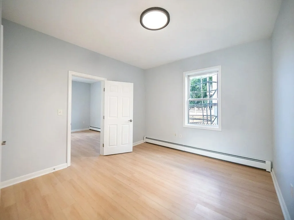 2 bed, 1 bath apartment for rent at 502 Somerville Ave Unit 2, Spring Hill — photo 6 of 11
