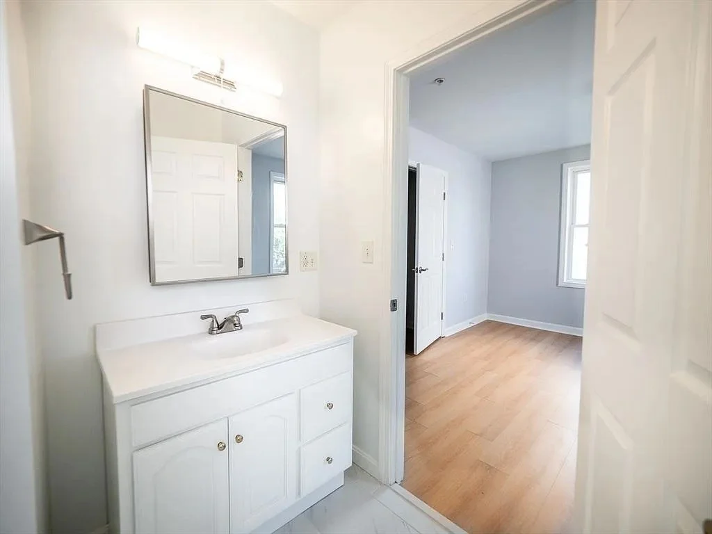 3 bed, 1 bath apartment for rent at 502 Somerville Ave Unit 3, Ward Two — photo 14 of 21