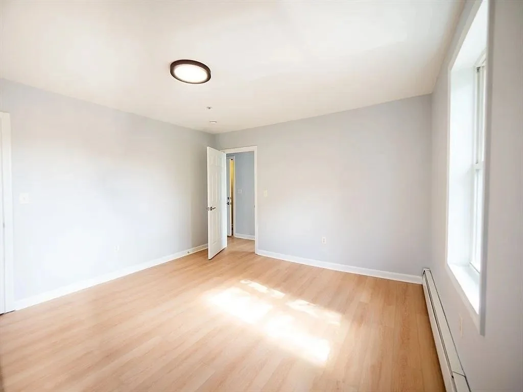 3 bed, 1 bath apartment for rent at 502 Somerville Ave Unit 3, Ward Two — photo 12 of 21