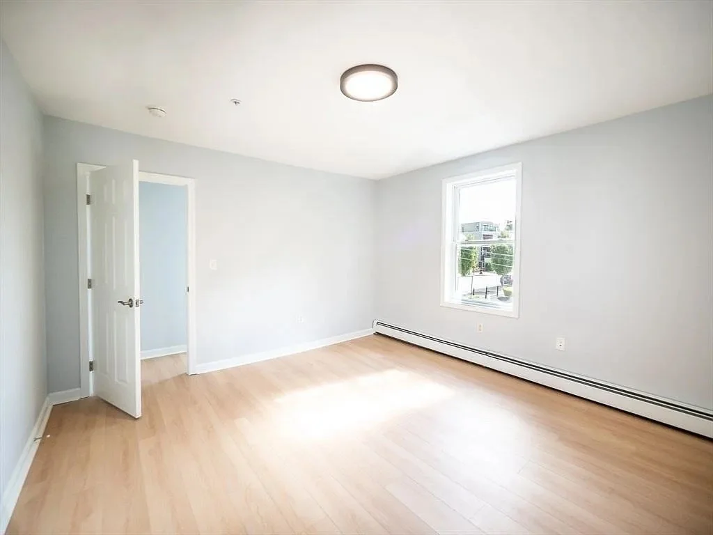 3 bed, 1 bath apartment for rent at 502 Somerville Ave Unit 3, Ward Two — photo 16 of 21