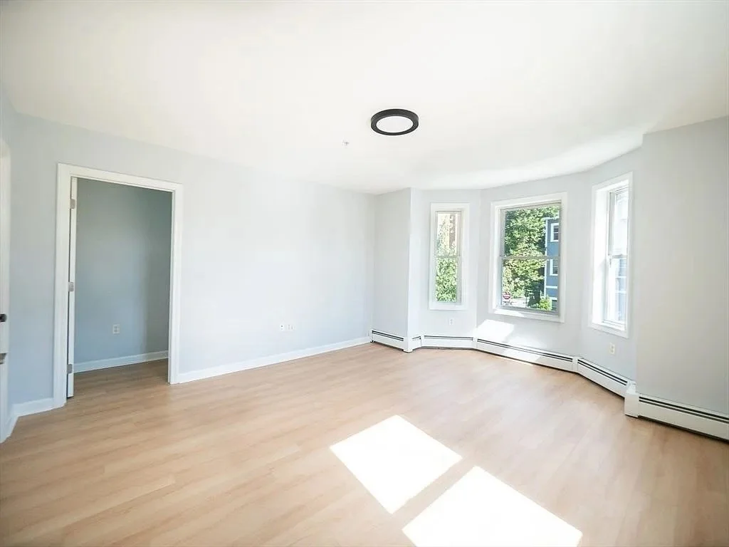 3 bed, 1 bath apartment for rent at 502 Somerville Ave Unit 3, Ward Two — photo 7 of 21
