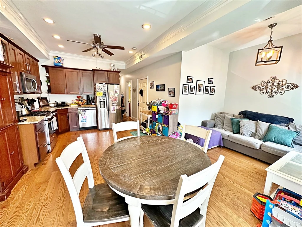 2 bed, 2 bath apartment for rent at 502 Sumner St Unit 2, East Boston — photo 4 of 12