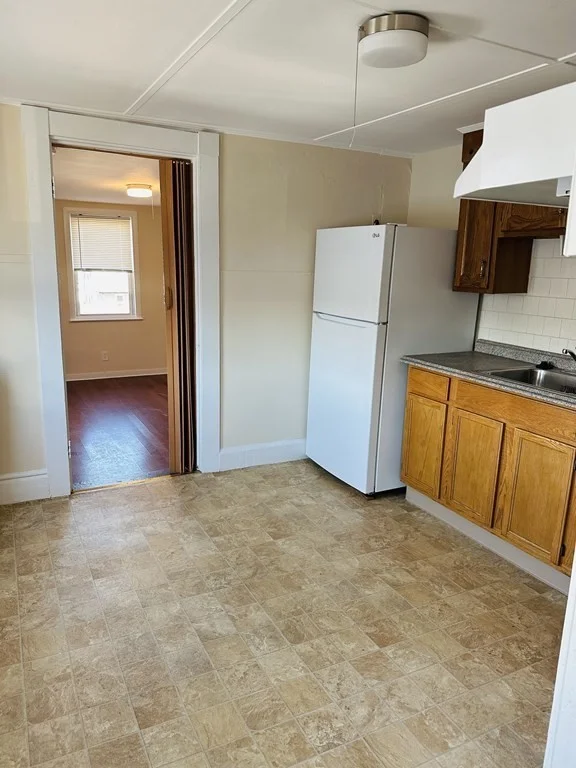 1 bed, 1 bath apartment for rent at 503 Chestnut Unit 2L, Lynn