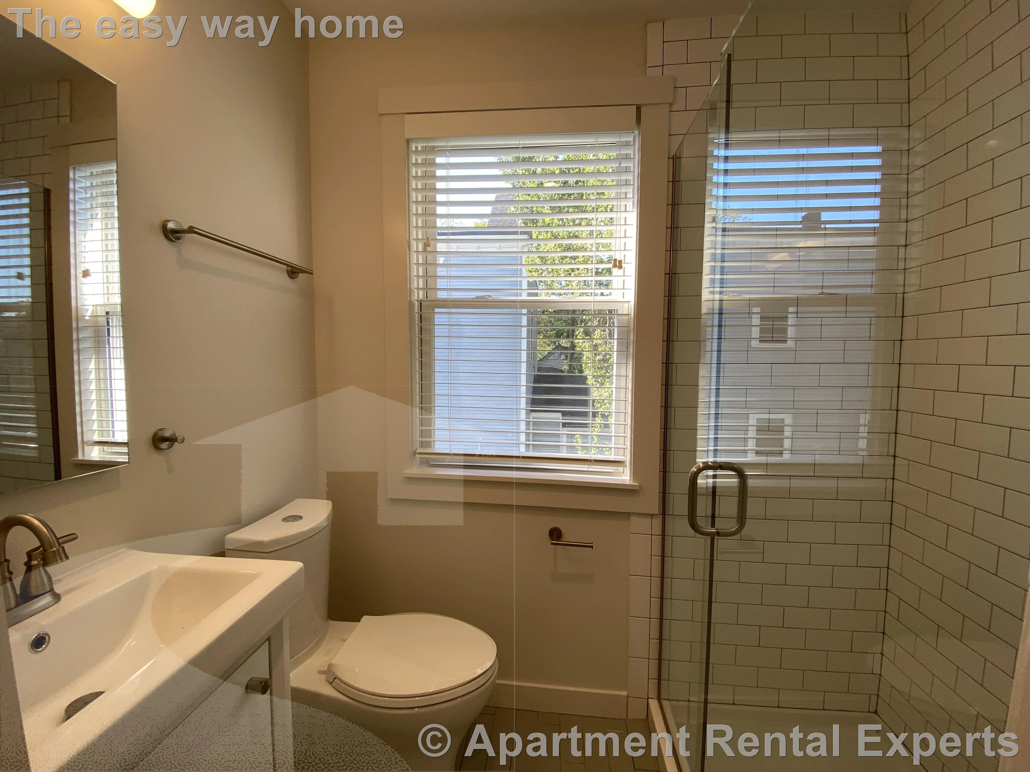 2 bed, 1 bath apartment for rent at 503 Franklin St Unit 3, Central Square — photo 4 of 12