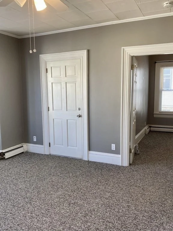 3 bed, 1 bath apartment for rent at 503 William St Unit 1, Fall River — photo 3 of 17