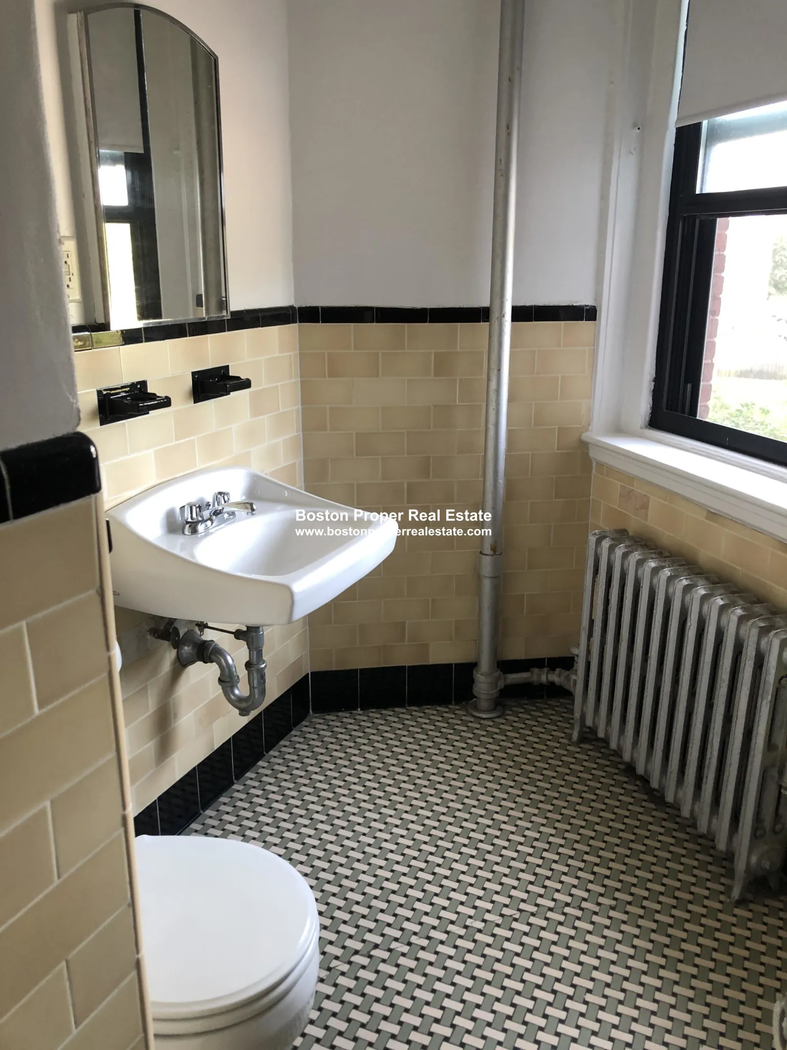 2 bed, 1 bath apartment for rent at 504 Beacon St Unit 25a, Back Bay — photo 9 of 13