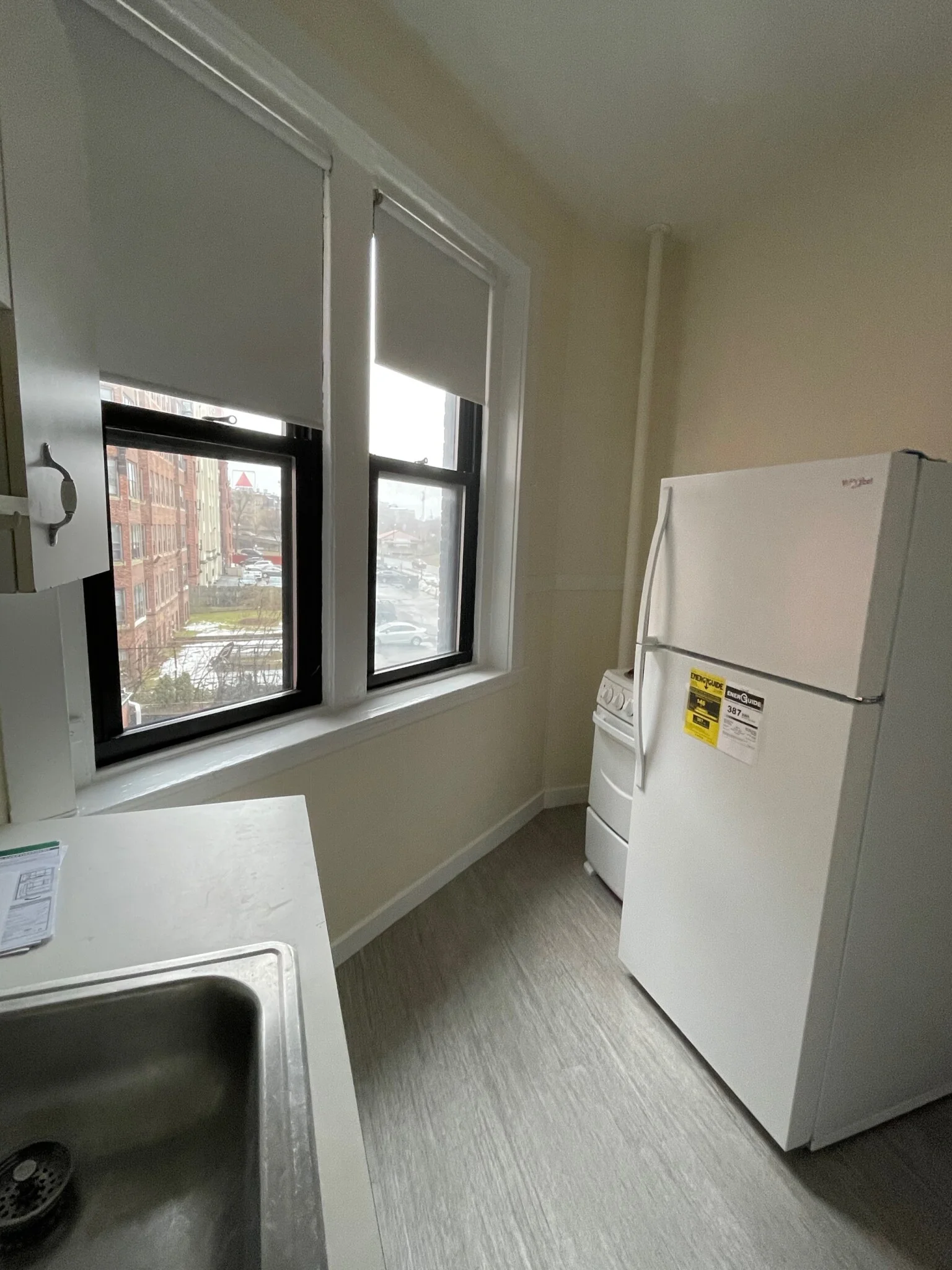 2 bed, 1 bath apartment for rent at 504 Beacon St Unit 35, Fenway — photo 5 of 10
