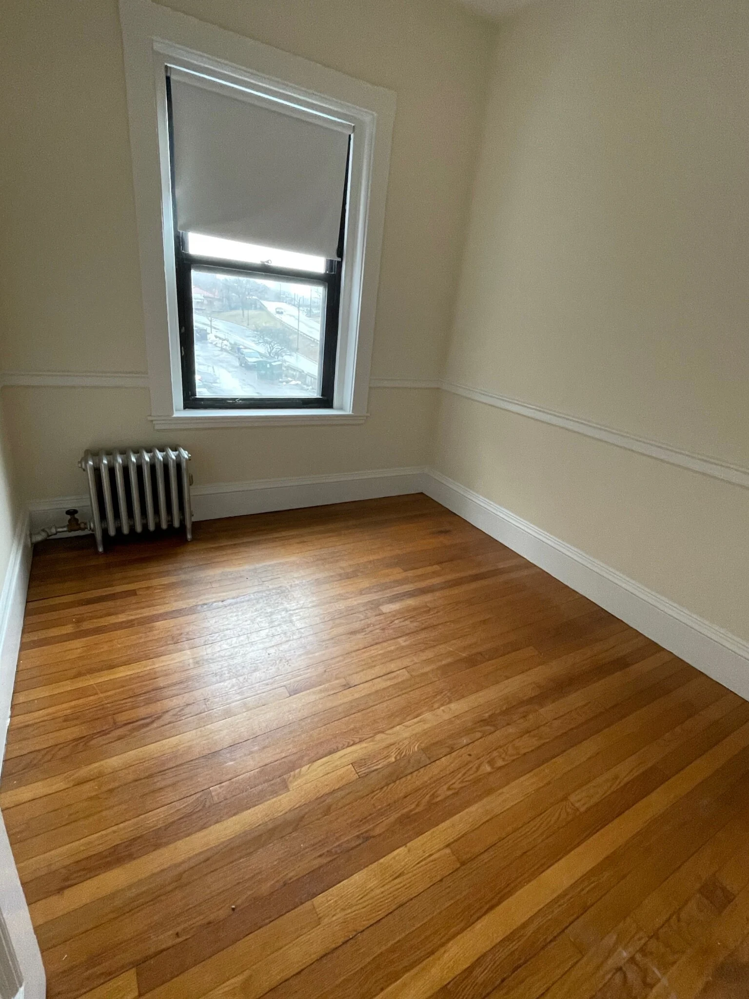2 bed, 1 bath apartment for rent at 504 Beacon St Unit 35, Fenway — photo 3 of 10