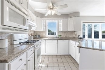 3 bed, 2 bath apartment for rent at 504 Cross St Unit 2, Malden — photo 1 of 14
