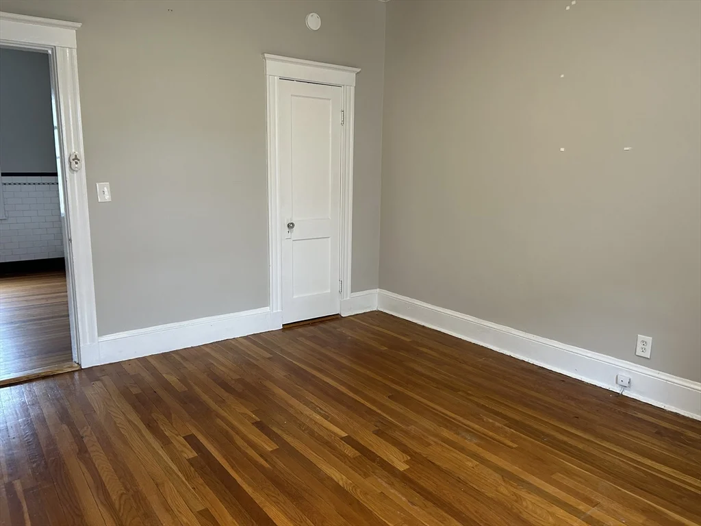 3 bed, 1 bath apartment for rent at 504 Cross St Unit 506, Malden — photo 10 of 11