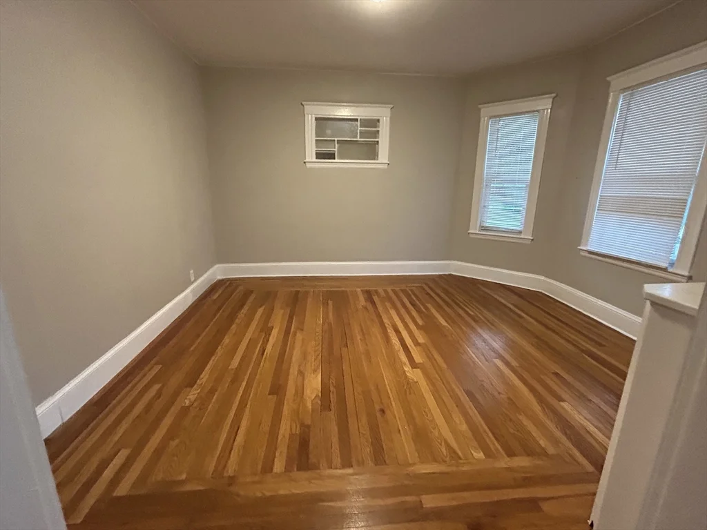 3 bed, 1 bath apartment for rent at 504 Cross St Unit 506, Malden — photo 4 of 11