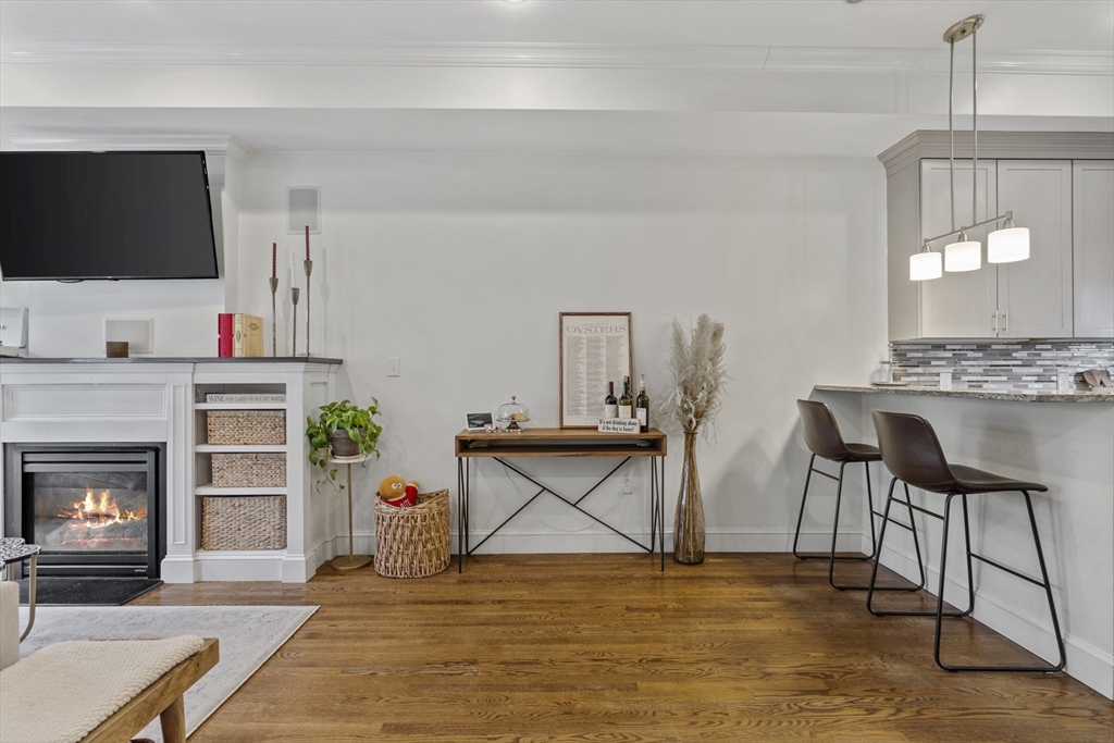 2 bed, 2.5 bath apartment for rent at 504 E 8th Unit 1, South Boston — photo 6 of 14