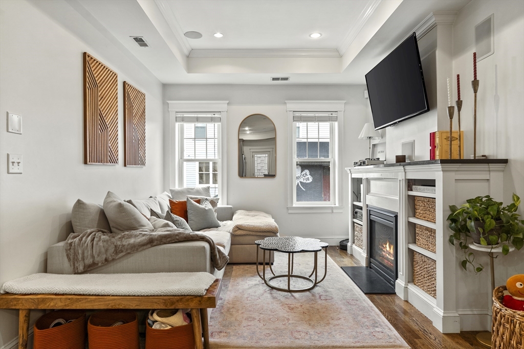 2 bed, 2.5 bath apartment for rent at 504 E 8th Unit 1, South Boston — photo 5 of 14