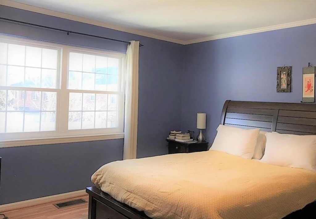 2 bed, 1 bath apartment for rent at 504 Windsor Dr Unit 504, Framingham — photo 5 of 9