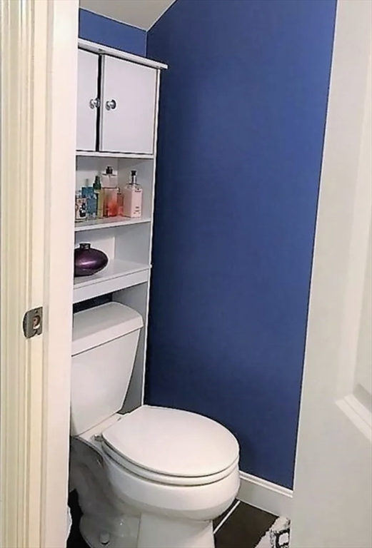 2 bed, 1 bath apartment for rent at 504 Windsor Dr Unit 504, Framingham — photo 6 of 9