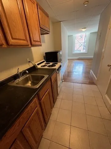 Studio bed, 1 bath apartment for rent at 505 Beacon St Unit 02, Back Bay — photo 3 of 3