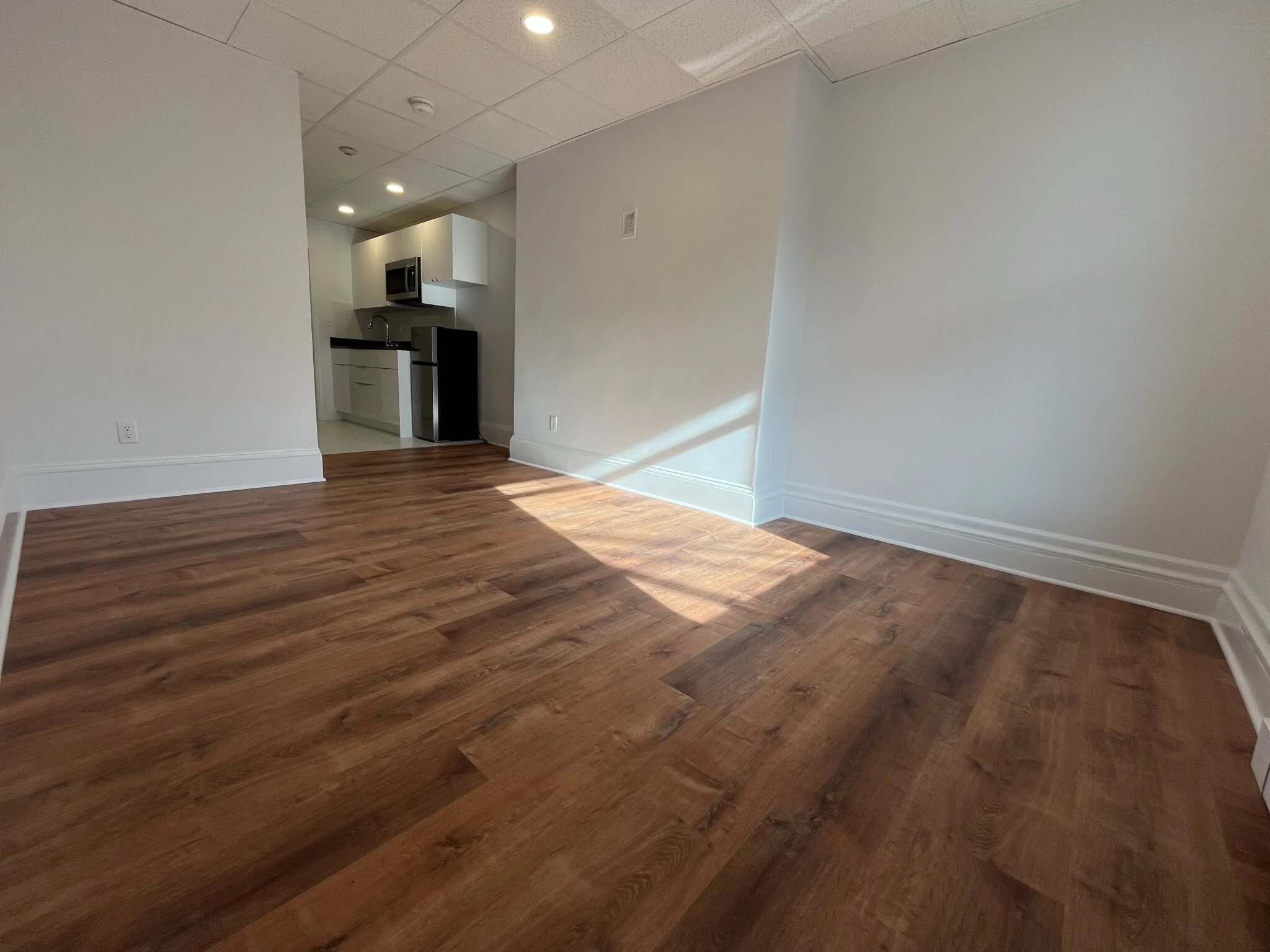 Studio bed, 1 bath apartment for rent at 505 Beacon St Unit 2H, Back Bay — photo 2 of 5