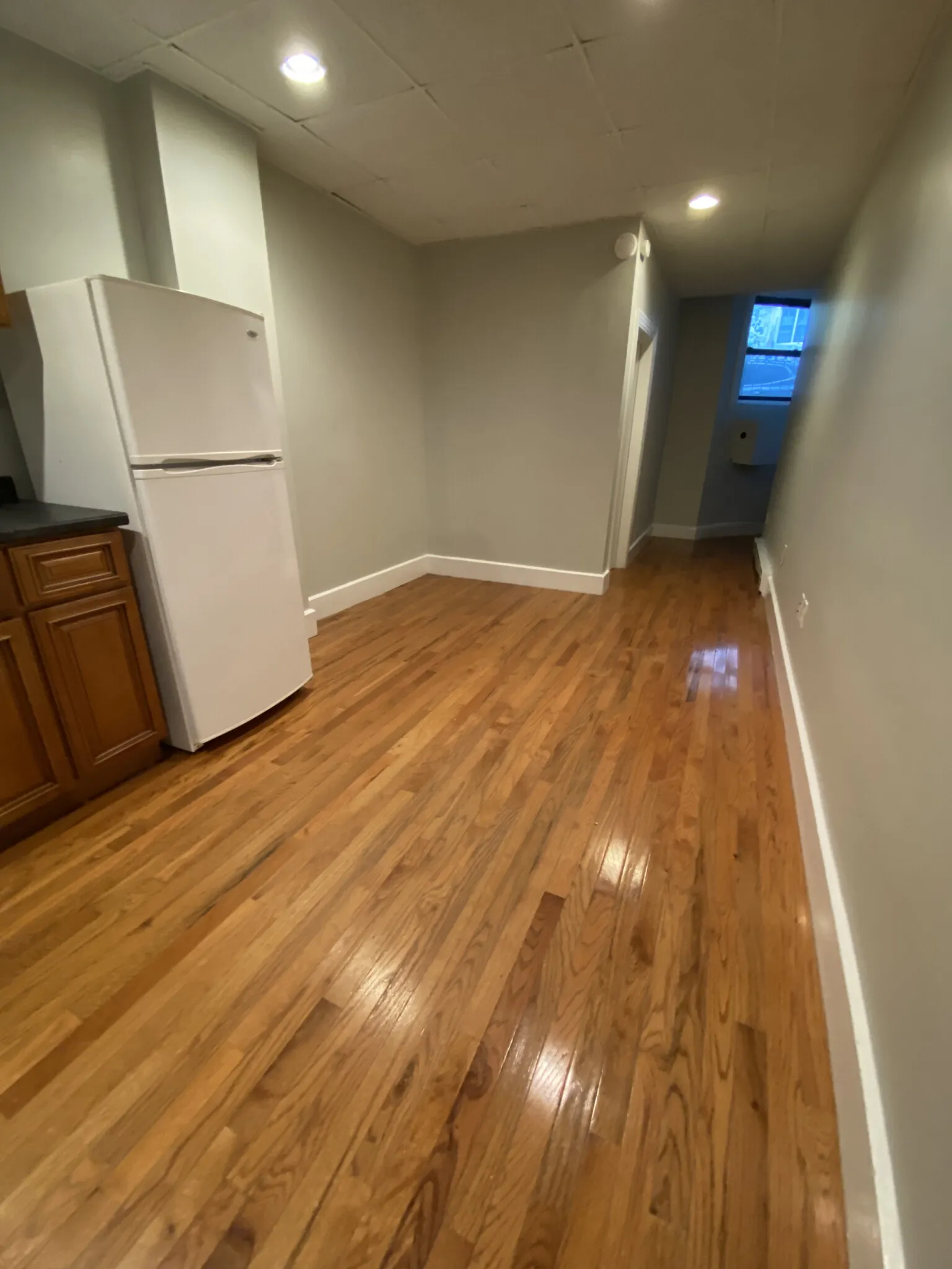 Studio bed, 1 bath apartment for rent at 505 Beacon St Unit C, Back Bay — photo 1 of 7
