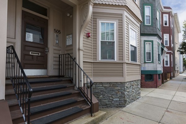2 bed, 2 bath apartment for rent at 505 E 3rd St Unit 2, South Boston — photo 11 of 11