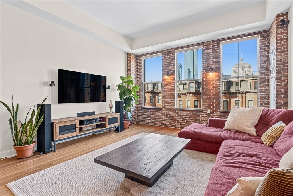 1 bed, 1 bath apartment for rent at 505 Tremont St Unit 302, South End