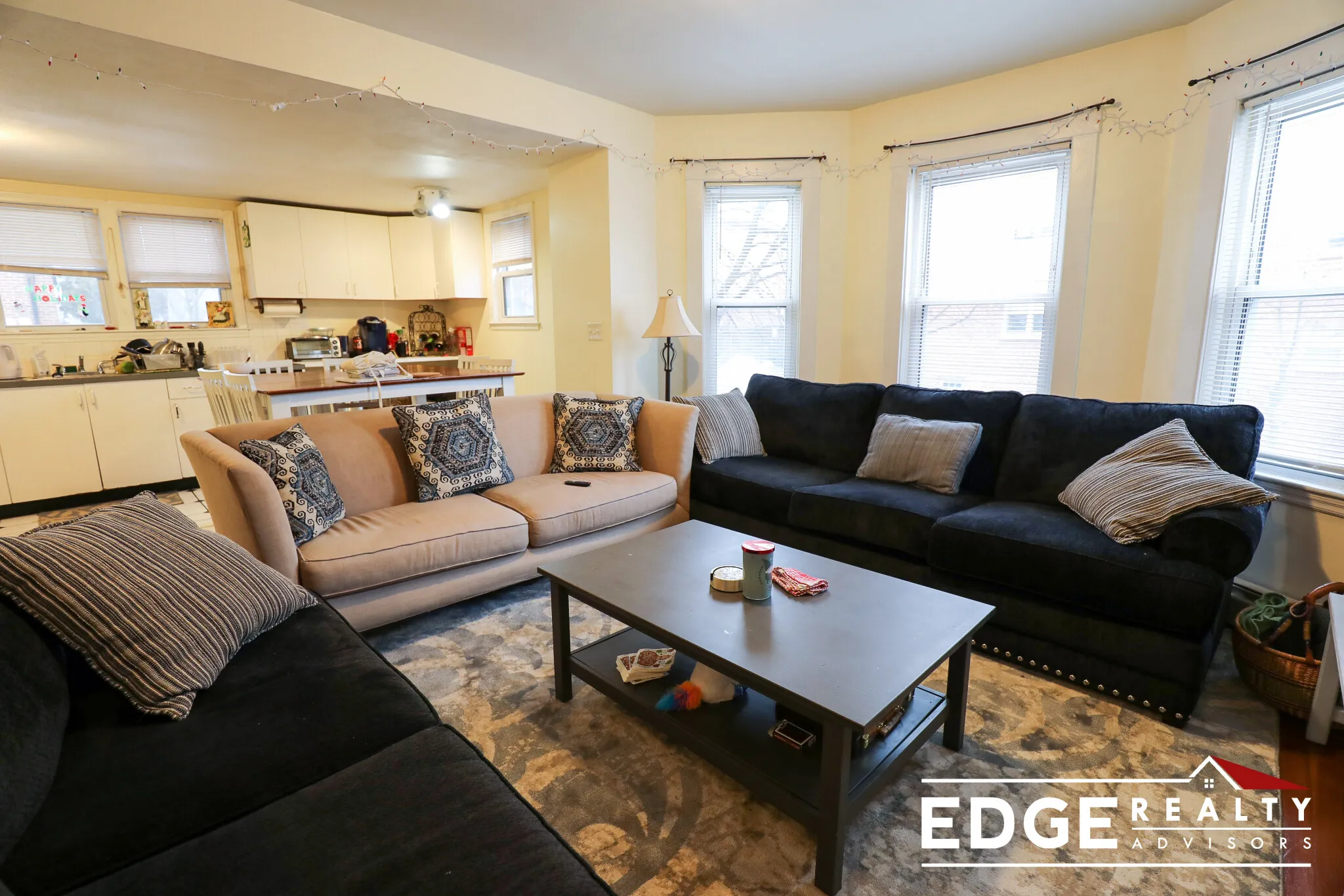 3 bed, 1 bath apartment for rent at 505 Washington St Unit 1, Brighton