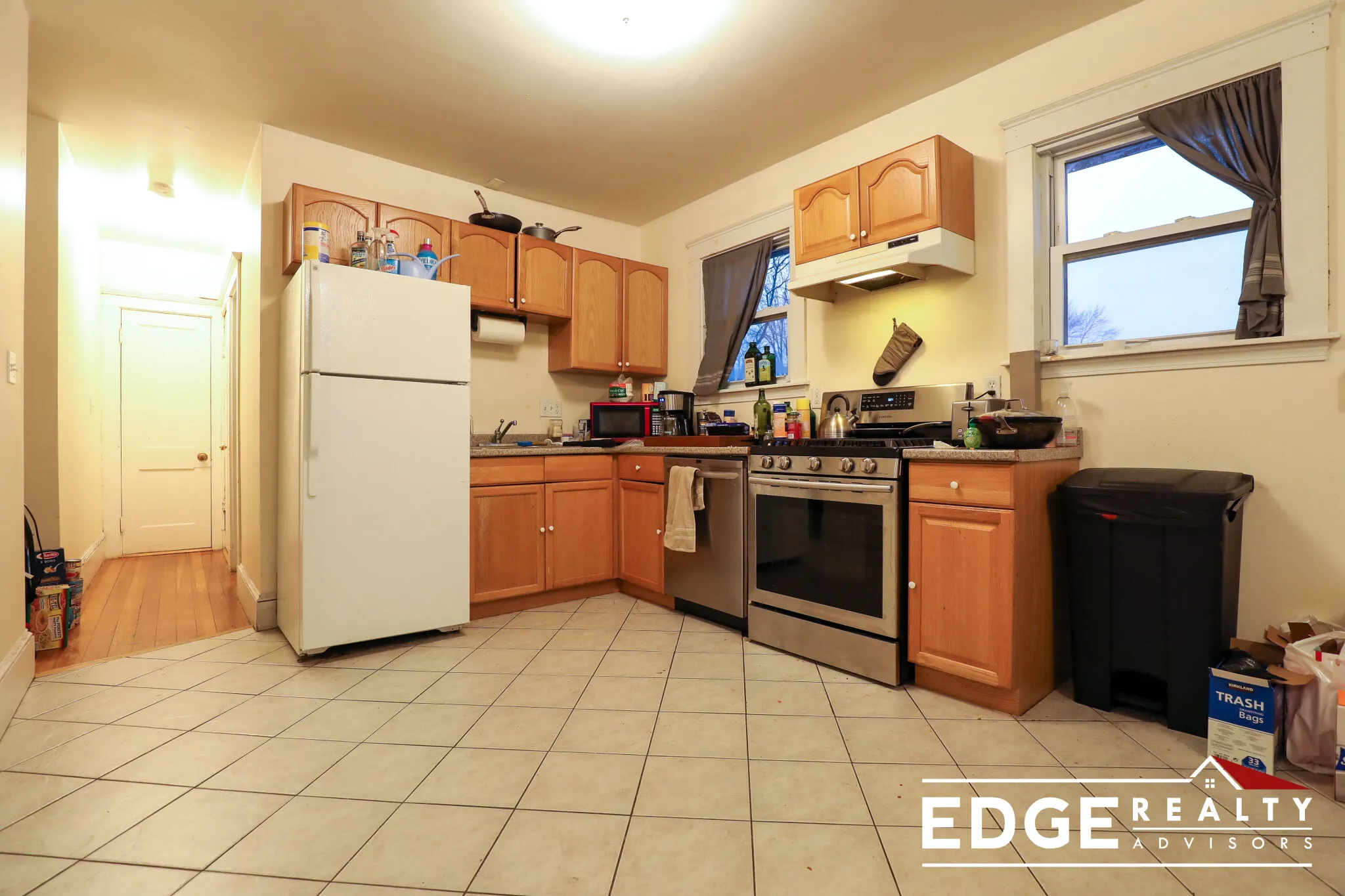 3 bed, 1 bath apartment for rent at 505 Washington St Unit 2, Brighton