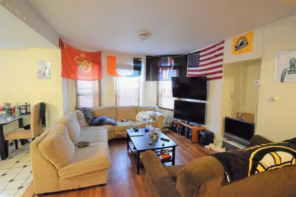 3 bed, 1 bath apartment for rent at 505 Washington St Unit 2, Brighton — photo 1 of 12