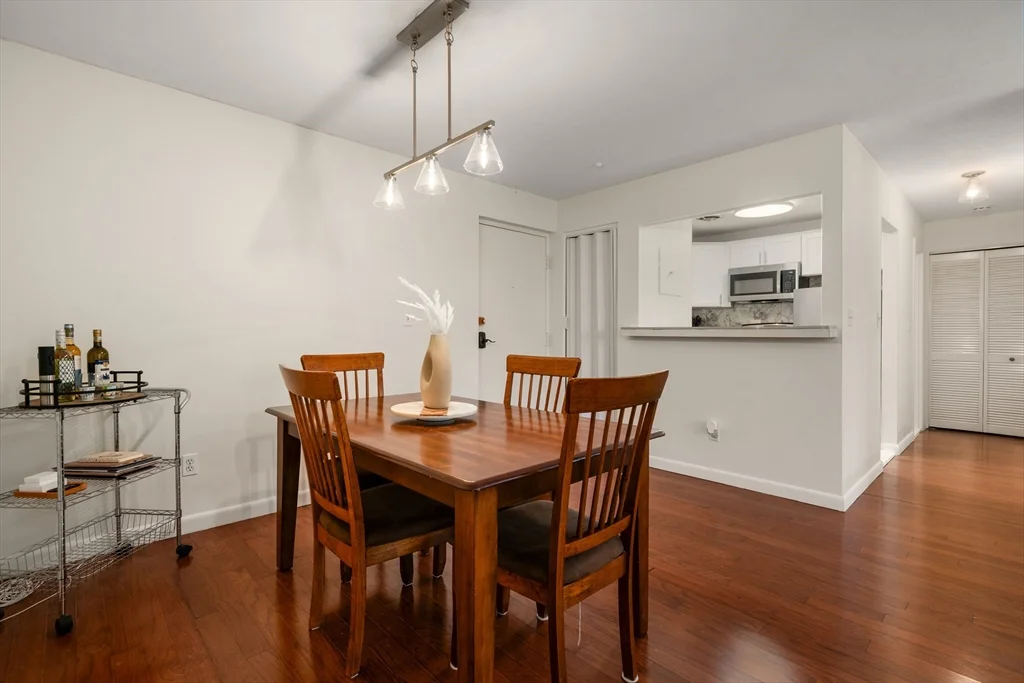 1 bed, 1 bath apartment for rent at 5050 Washington St Unit 216, West Roxbury — photo 11 of 14